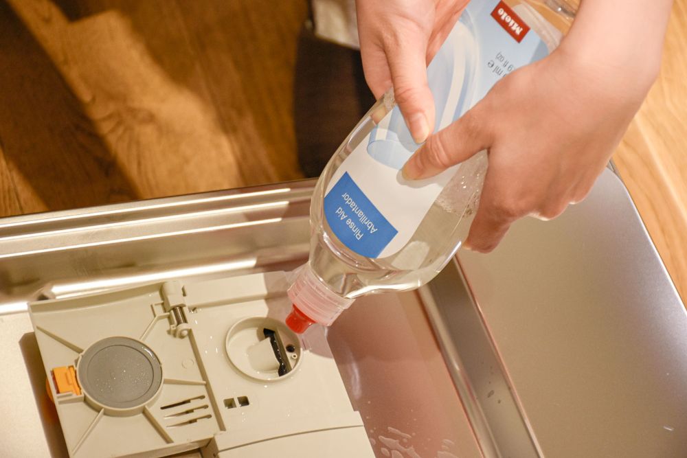 Miele食器洗い機の洗剤の種類はいくつある？専用洗剤の効果や使い方を 